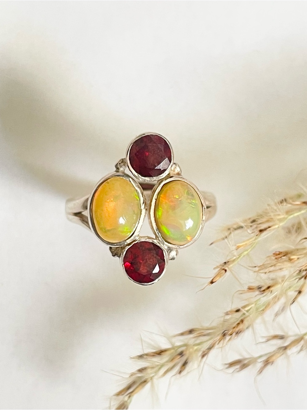 Natural Opal and garnet Ring in 925 Sterling Silver US:8